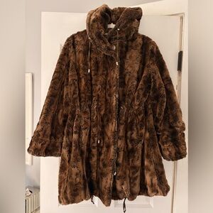 Les Copains Brown Teddy Jacket- Reversible to Olive Green Size 8